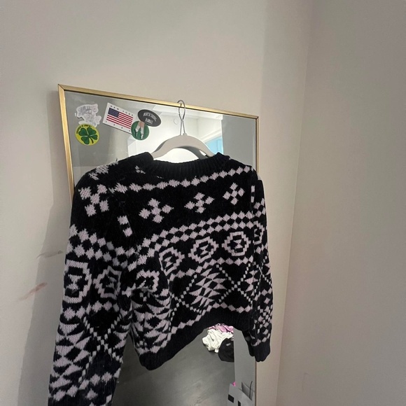 ALTERD STATE Purple Sweater - Picture 4 of 4